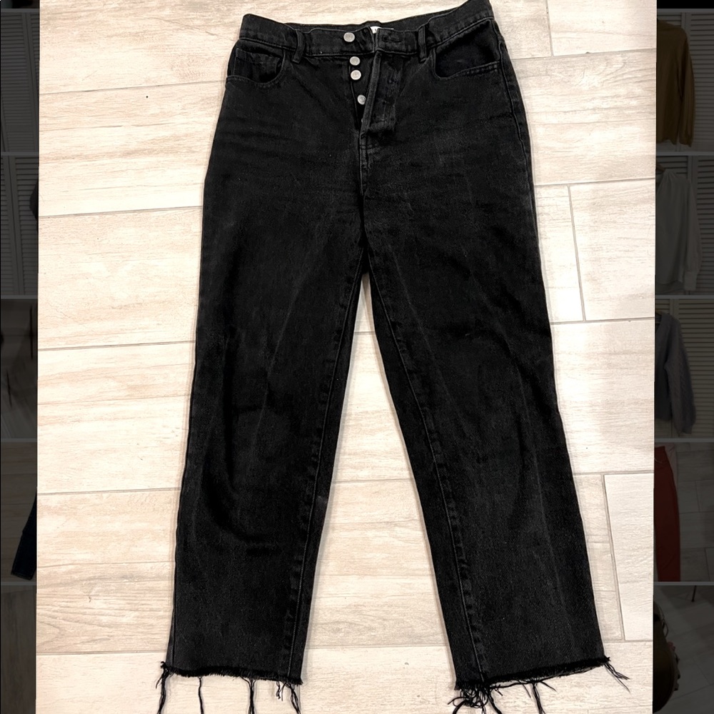 Black Highrise Straight Jeans